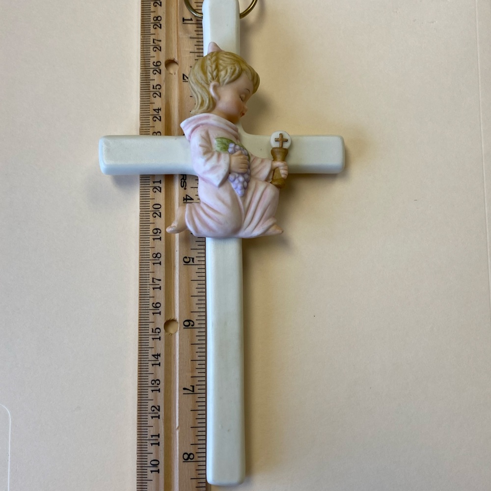Vintage Ceramic Lefton 1999 Praying Communion Girl on Cross Hanging Wall Plaque - Picture 10 of 10
